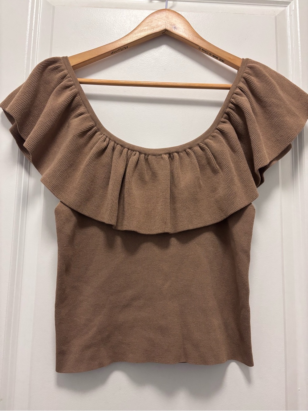 Brown Ruffle Off-Shoulder Crop Top - Picture 7 of 8
